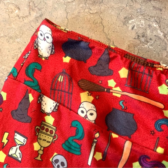 Harry Potter Magic Leggings - Red Gryffindor - Picture 4 of 6